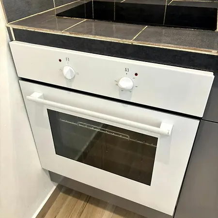 F2 4 Pers - Centre - Vue Toits & Montagnes Apartman *